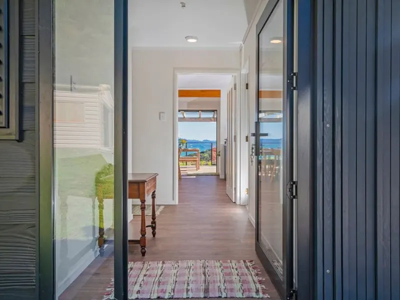 Front Door, Kuaotunu Escape